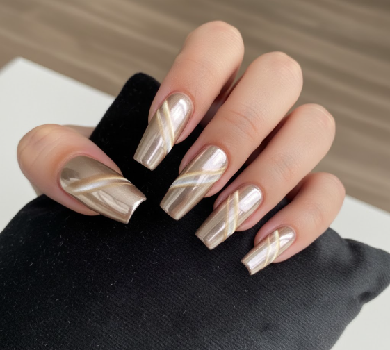 Champagne Chrome Cat Eye Nails